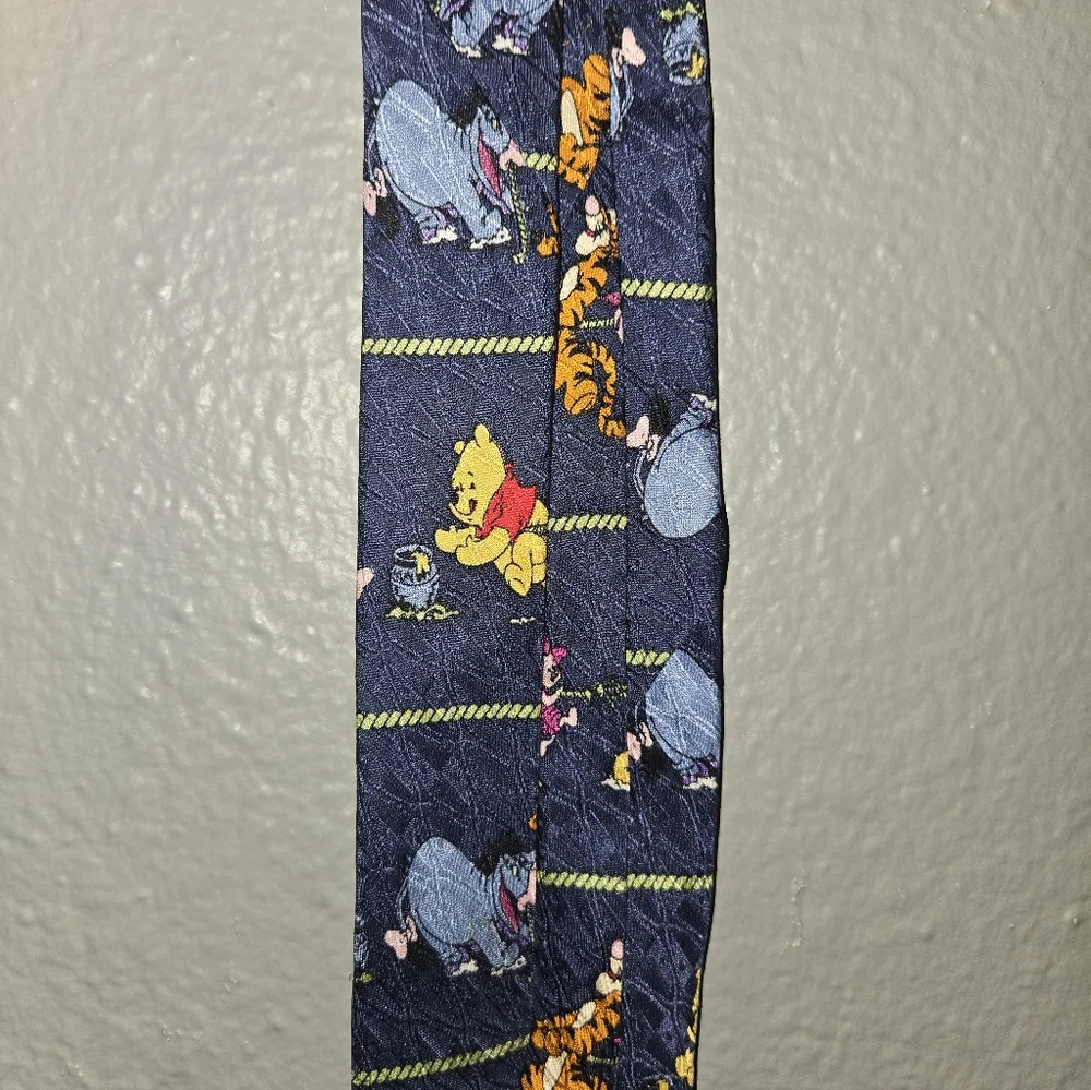 Vintage Winnie The Pooh 100 Acre Collection Tie